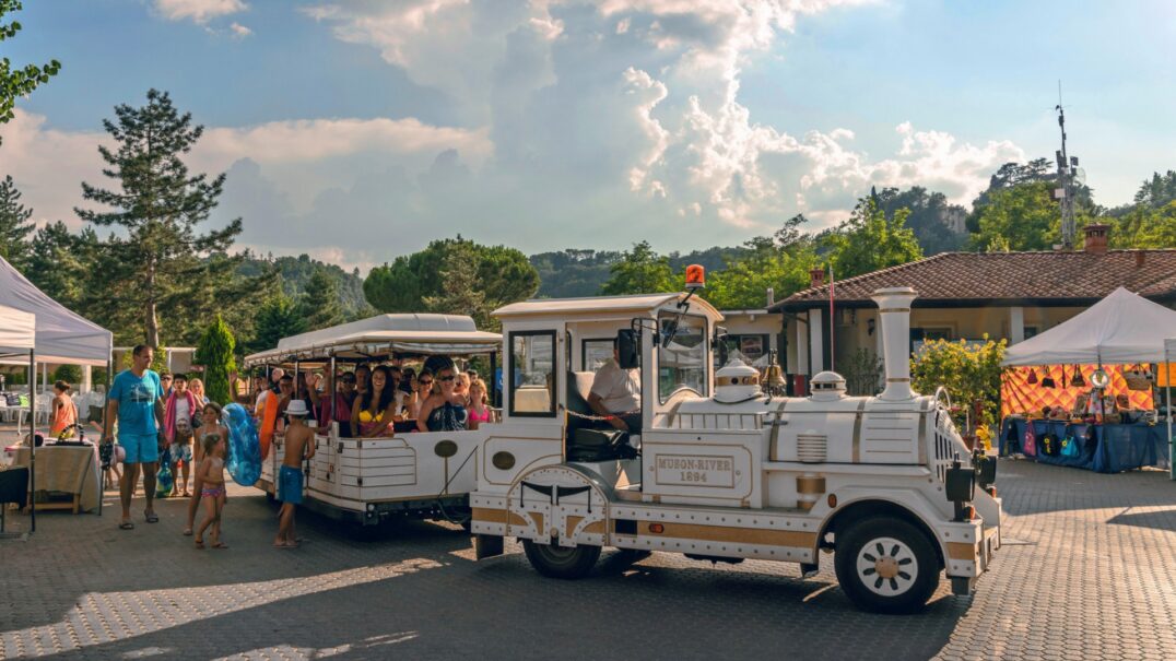Camping Norcenni Girasole