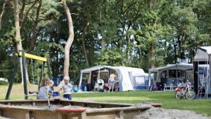 Kindvriendelijk vakantiepark met zwembad kiezen
