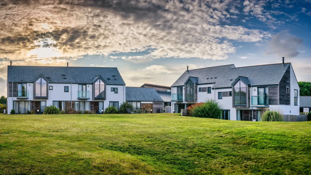 Whalesborough Resort & Spa