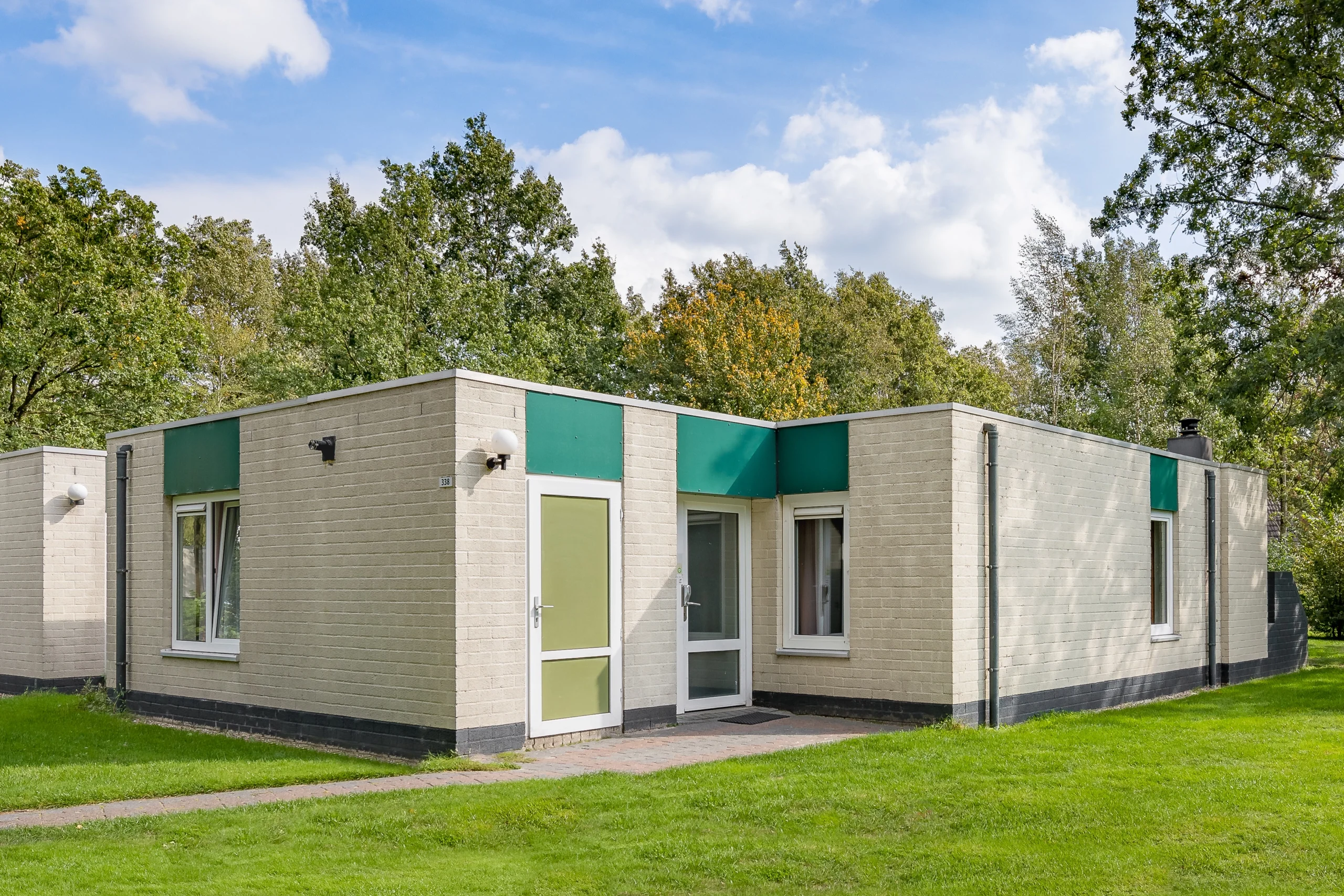 H10A Bungalow