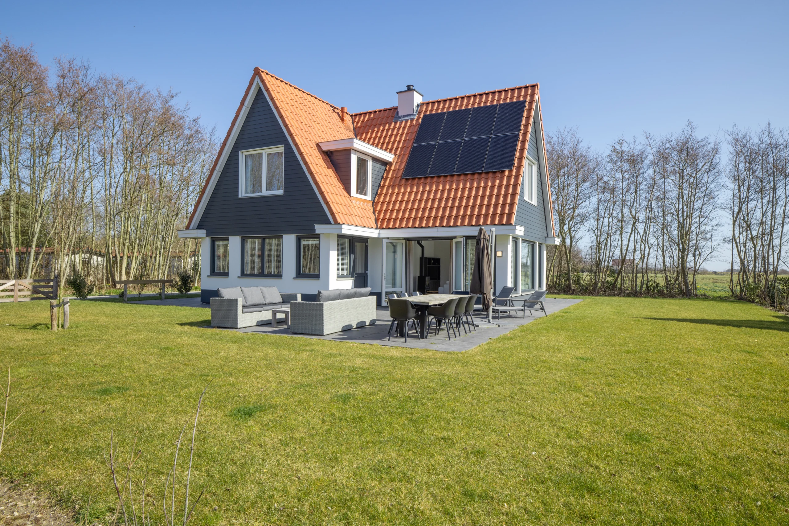 Villa 8