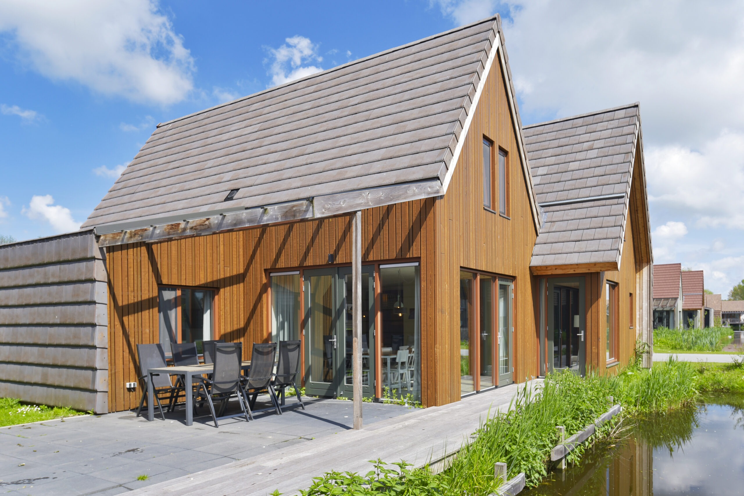 20-persoons waterwoning