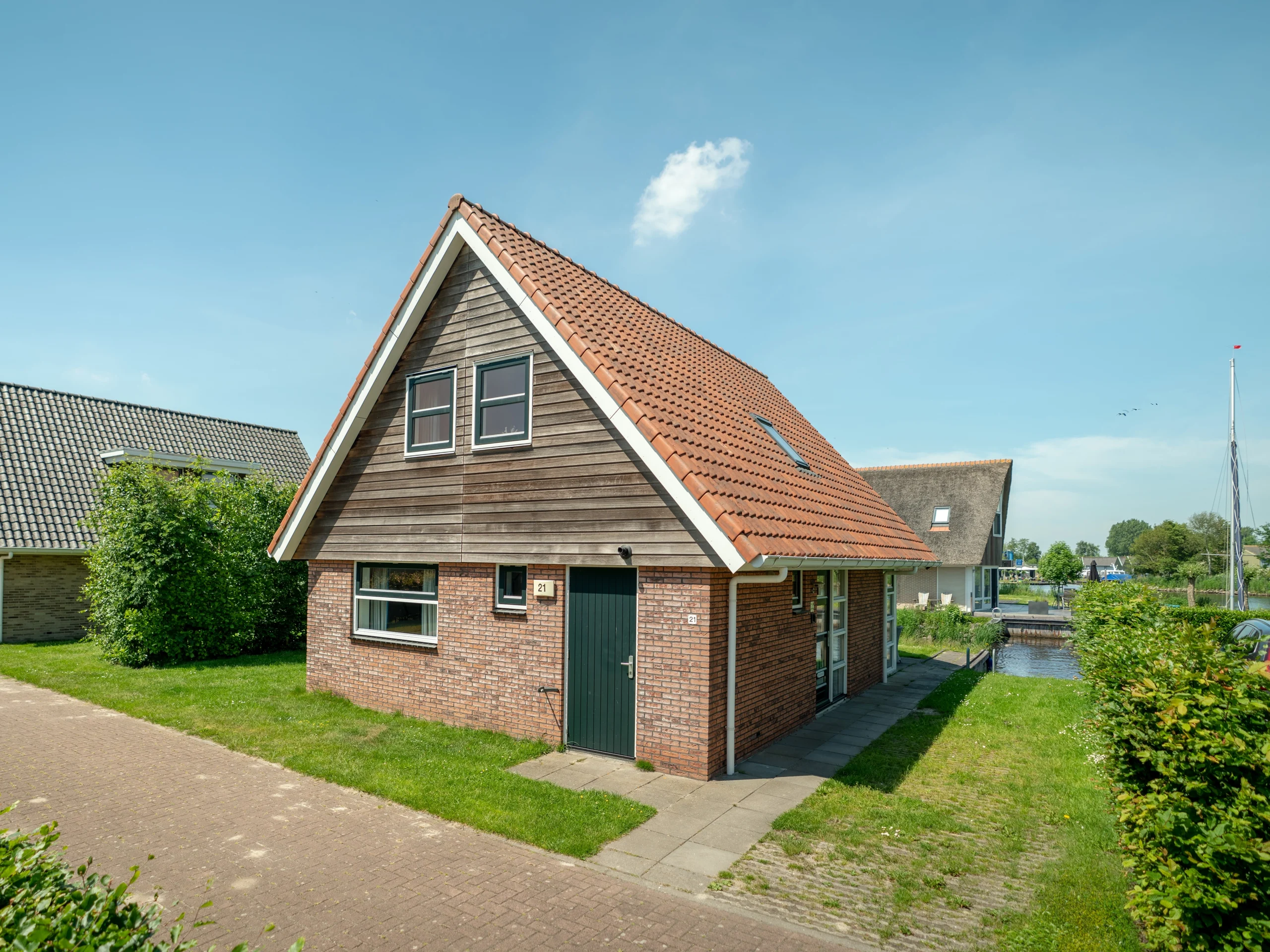 6-persoons waterwoning